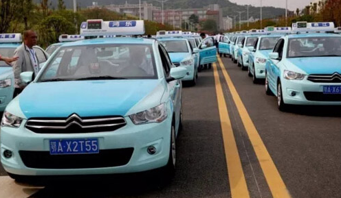 捷报：慧视通科技助力江夏出租车项目首批200辆车载终端安装圆满完成